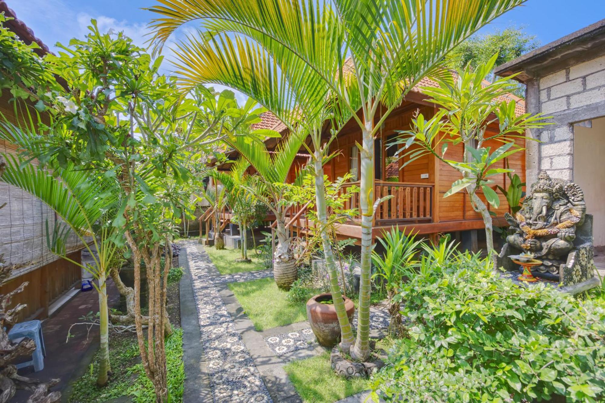 Ss Pangket Bungalow Toyapakeh Exterior foto